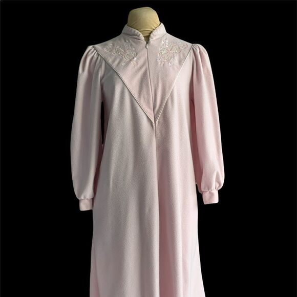 Vintage Christian Dior pink embroidered robe front zipper XS-S - Picture 12 of 12